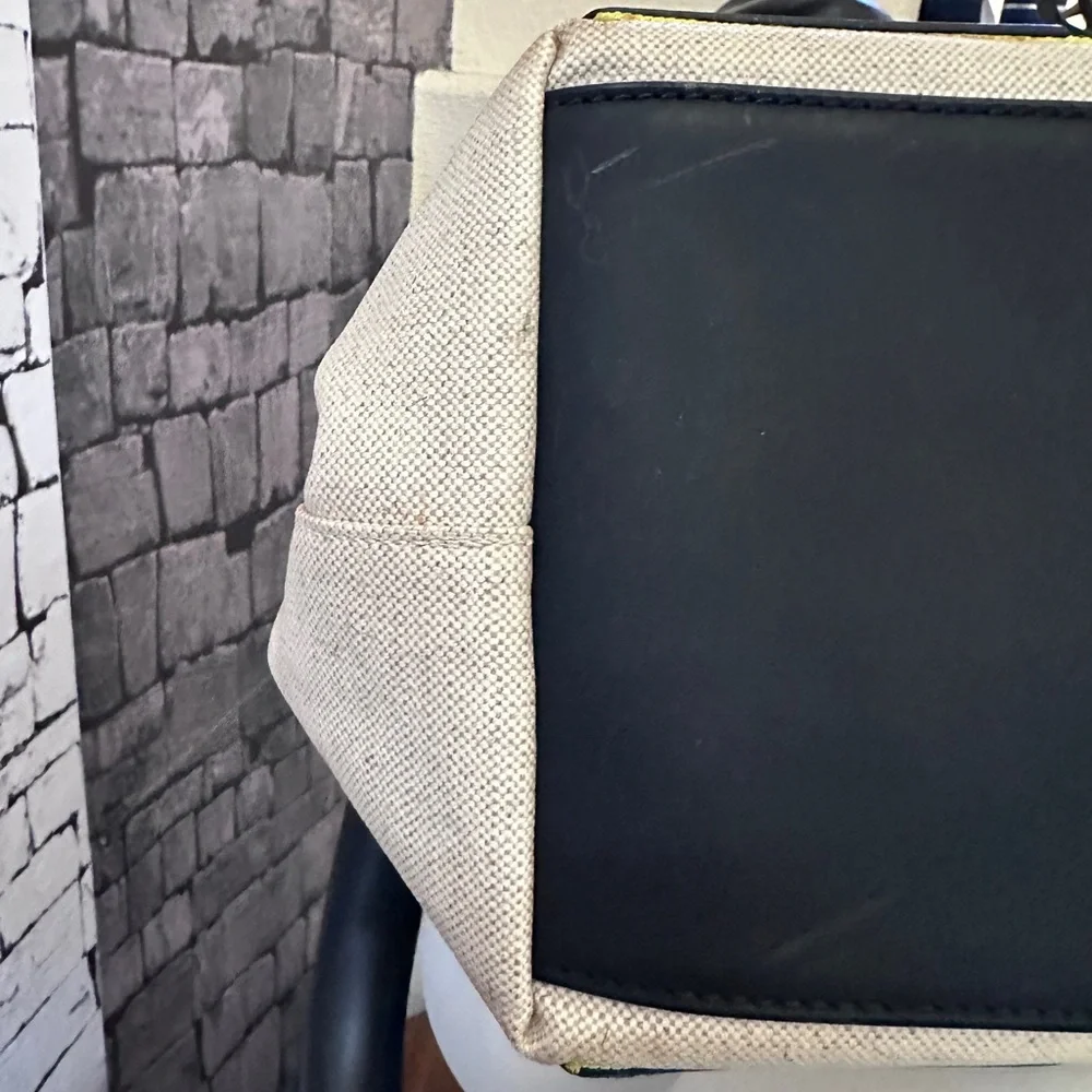 Balenciaga Beige and Yellow Tote - Picture 12 of 16